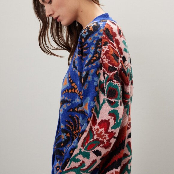 Toucans Scarf Print Sweater - Picture 1 of 5